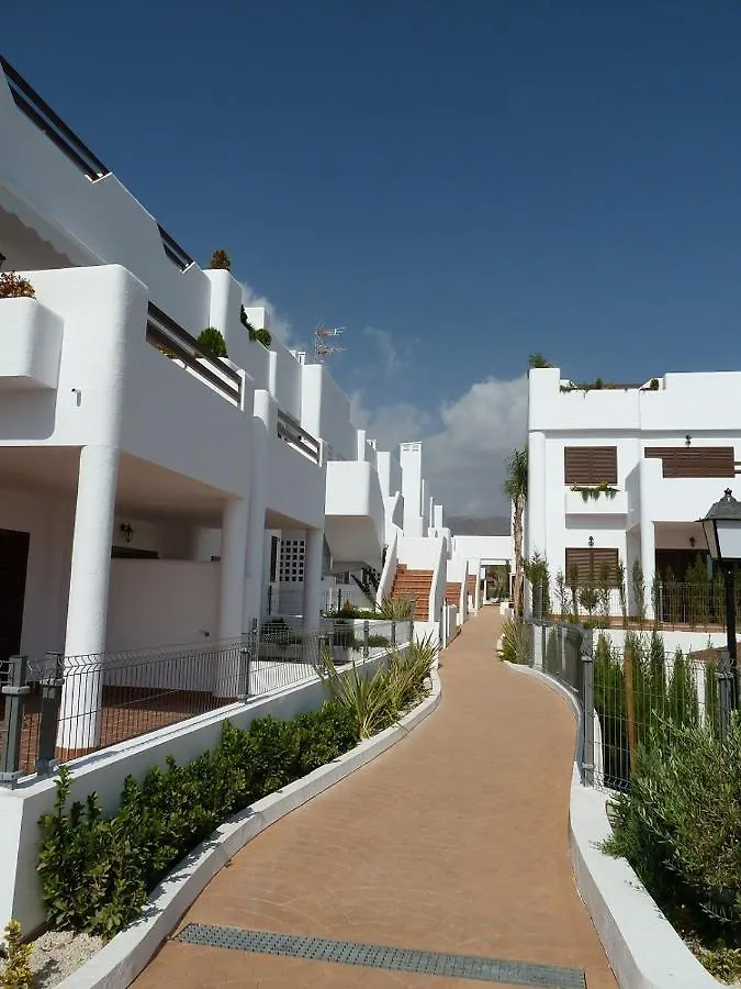 Las Azaleas San Juan De Los Terreros 0*,